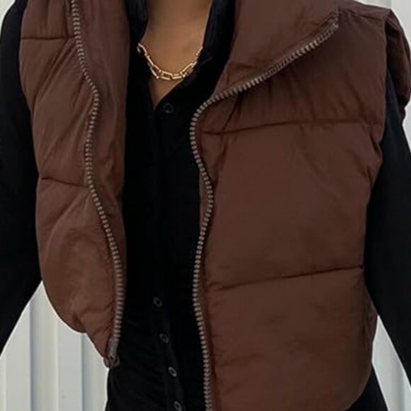Brown Cropped Puffer Vest Size S - Picture 5 of 5